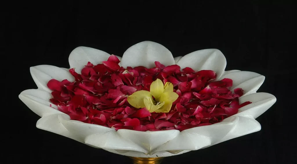 WHITE MARBLE LOTUS CARVING BOWL