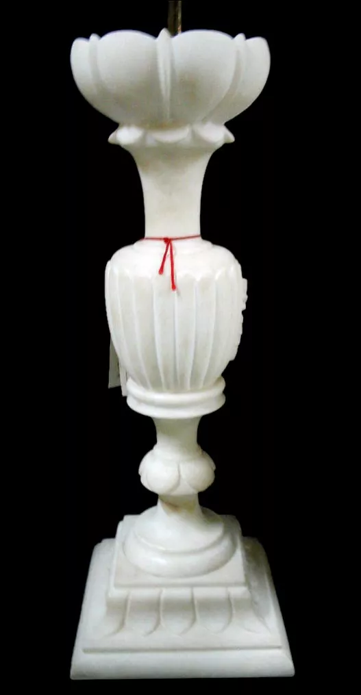 MAKRANA WHITE MARBLE LAMP WITH CARVING