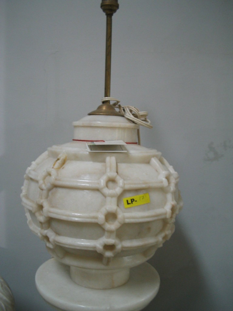 WHITE MARBLE LAMP WITH CARVING