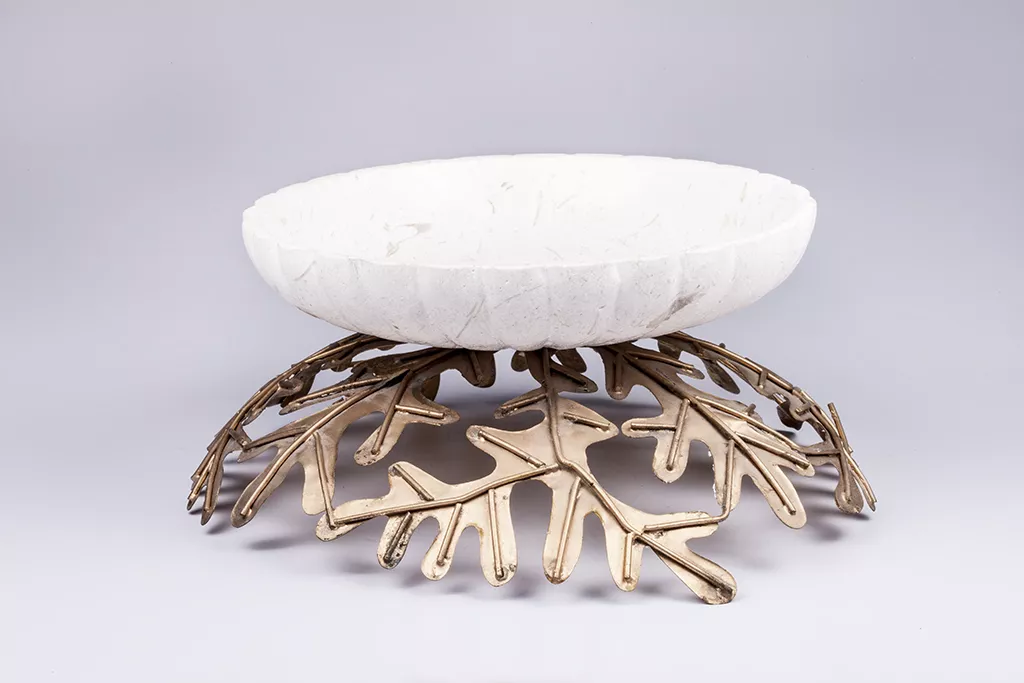 WHITE MARBLE CARVING BOWL WITH METAL STAND