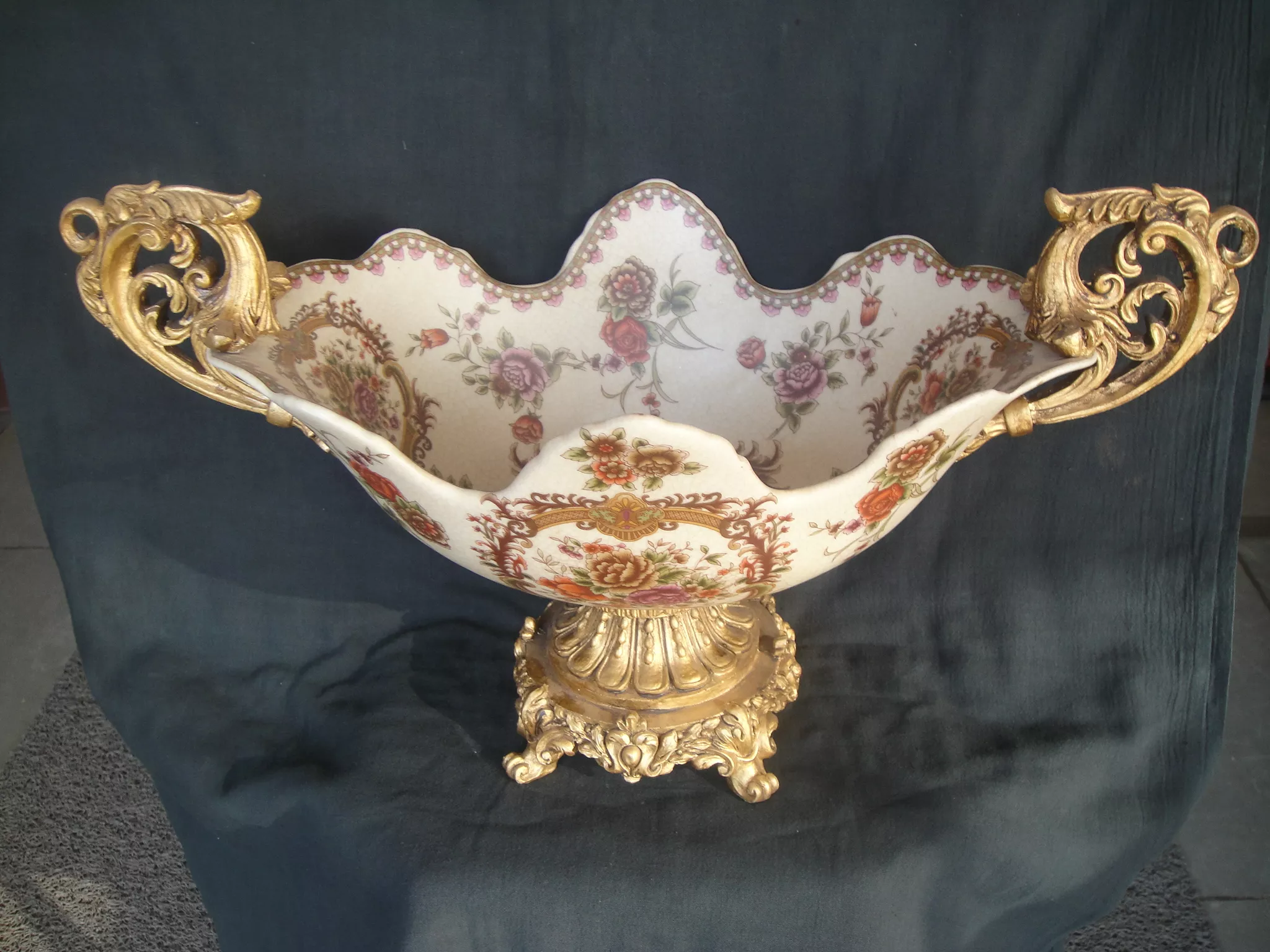 WHITE MARBLE BOWL WITH METAL STAND AND GOLD PAINTING WORK