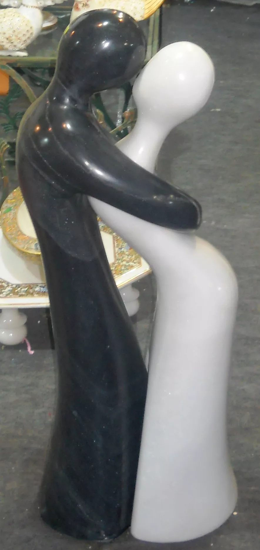 MODERN ART IN MAKRANA WHITE AND BLACK MARBLE